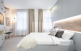 Four Bedroom Apartment, Old Town Bucharest